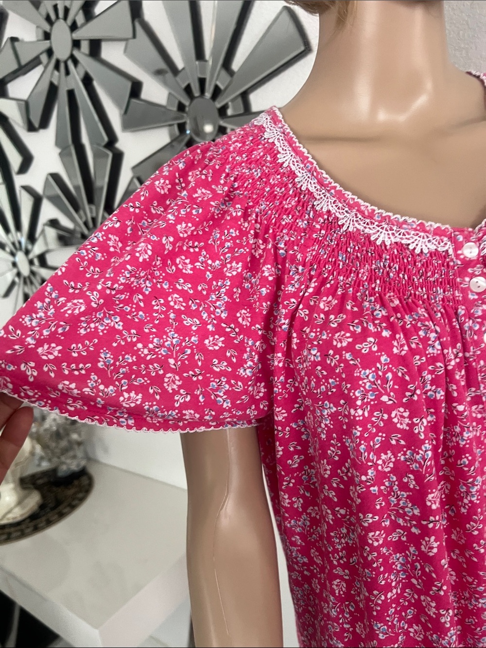 NWNT SecretTreasures sleepwear Pink Floral,Nightgown,Comfortable,stretch,size XL - Picture 4 of 15